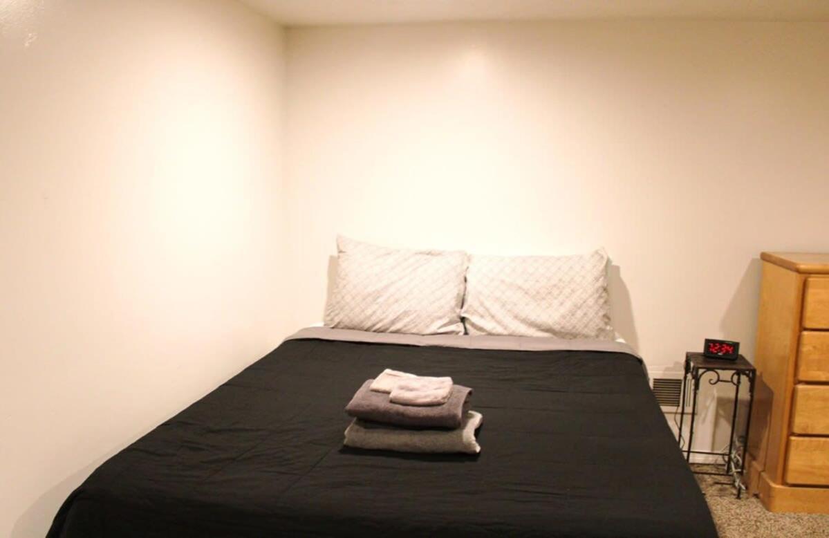 1 Bed Apt - Amazing Location 1 Block To Carson St Питсбърг Екстериор снимка